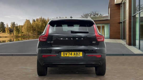 Used Volvo XC40 2024 for sale - 76246919: Photo 5