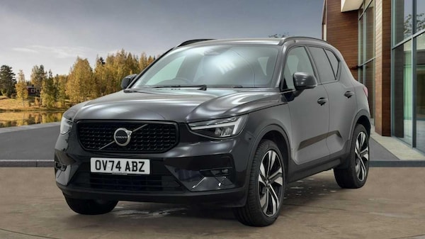 Used Volvo XC40 2024 for sale - 76246919: Photo 8