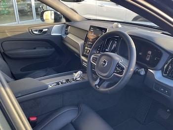 Used Volvo XC60 2026 for sale - 78796281: Photo