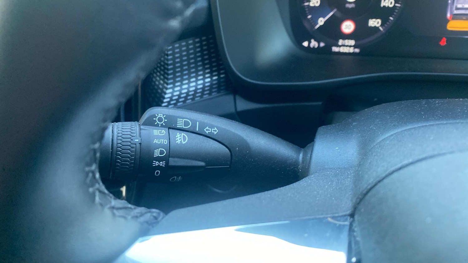 Used Volvo XC40 2021 for sale - 77321098: Photo 20