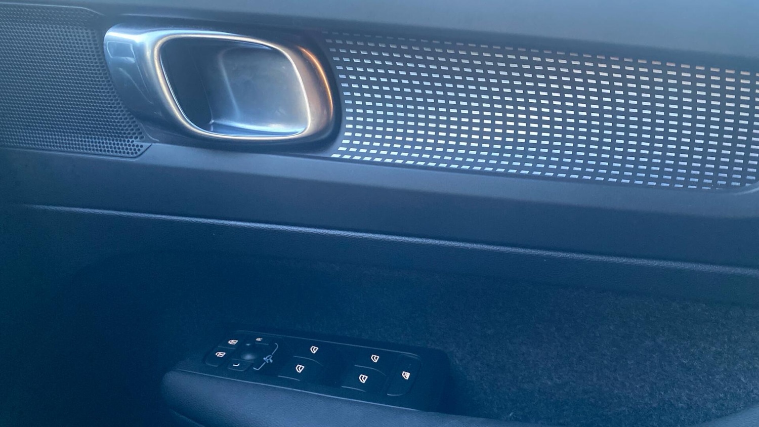 Used Volvo XC40 2021 for sale - 77321098: Photo 29