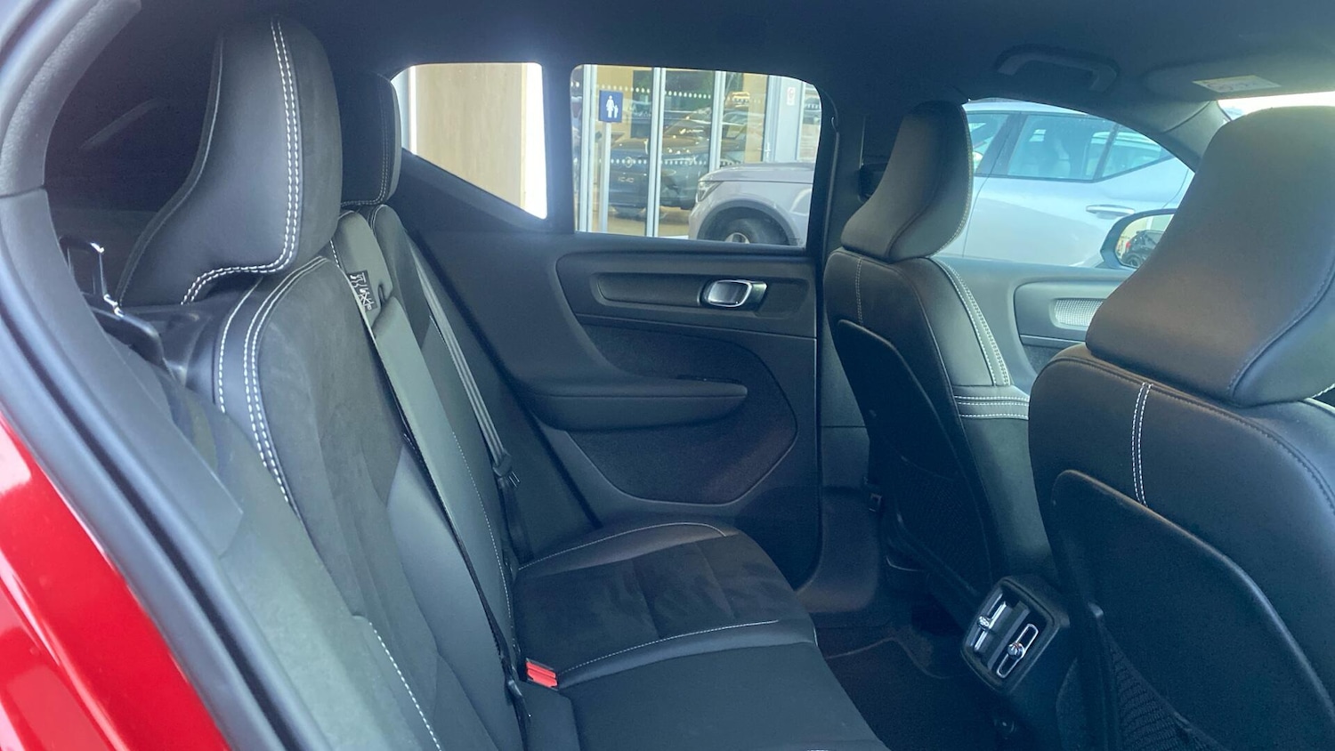 Used Volvo XC40 2021 for sale - 77321098: Photo 6