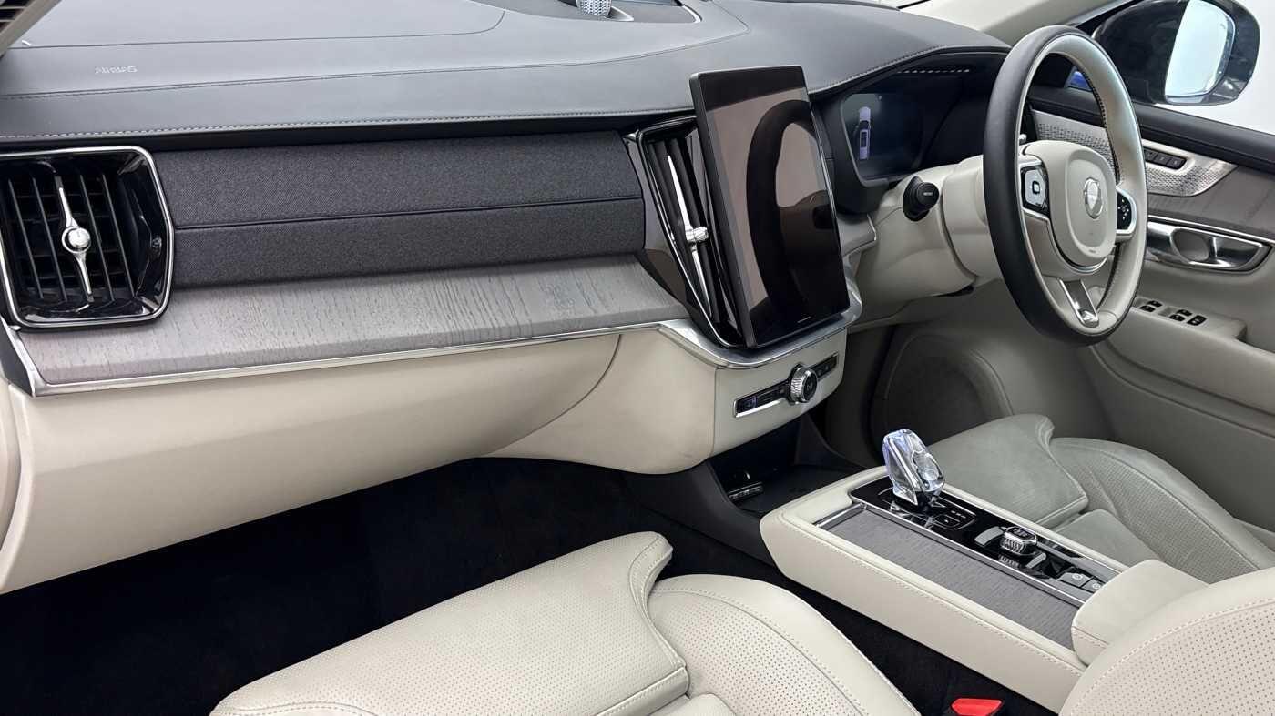 Used Volvo XC90 2025 for sale - 77982669: Photo 6