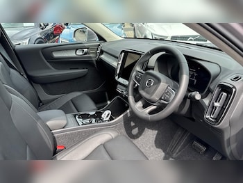Used Volvo XC40 2026 for sale - 79093619: Photo