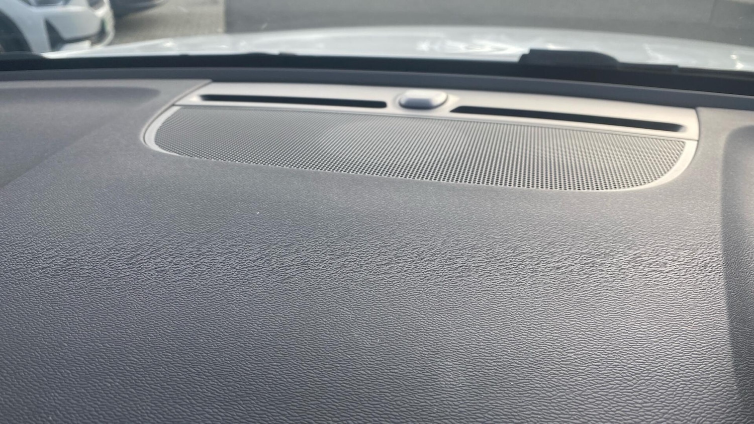 Used Volvo XC40 2022 for sale - 76823962: Photo 25