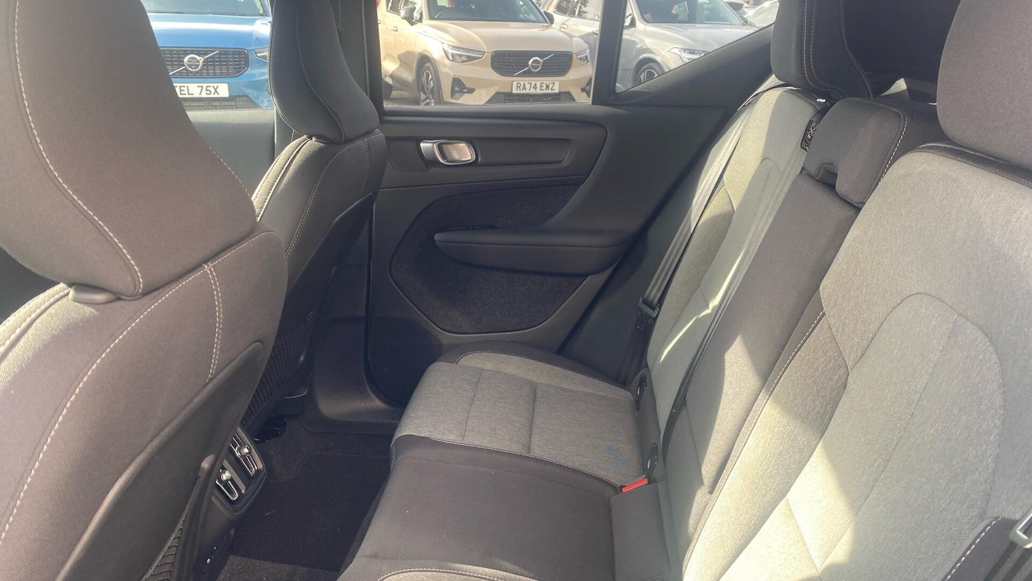 Used Volvo XC40 2022 for sale - 76823962: Photo 33