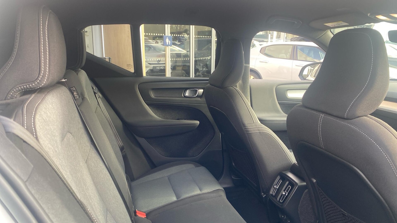 Used Volvo XC40 2022 for sale - 76823962: Photo 7