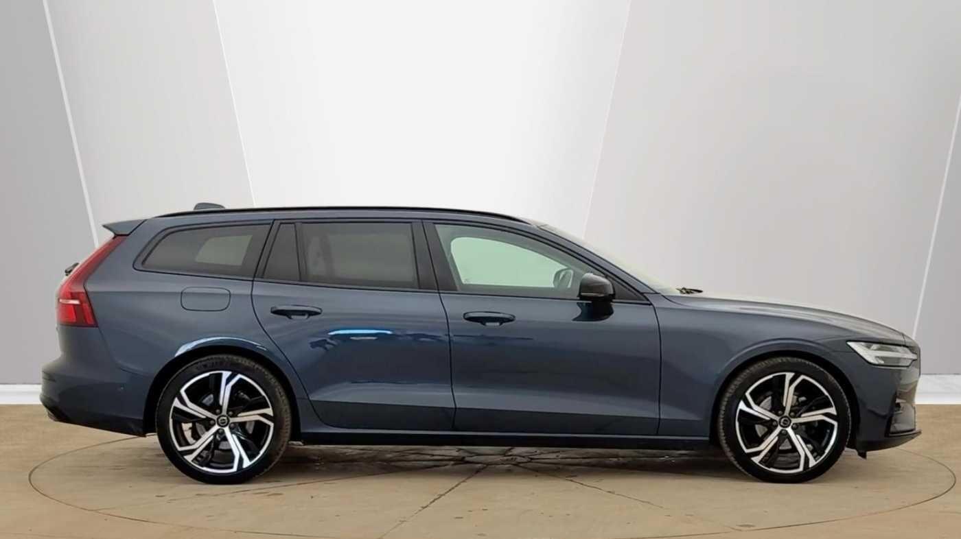 Used Volvo V60 2025 for sale - 77982349: Photo 2