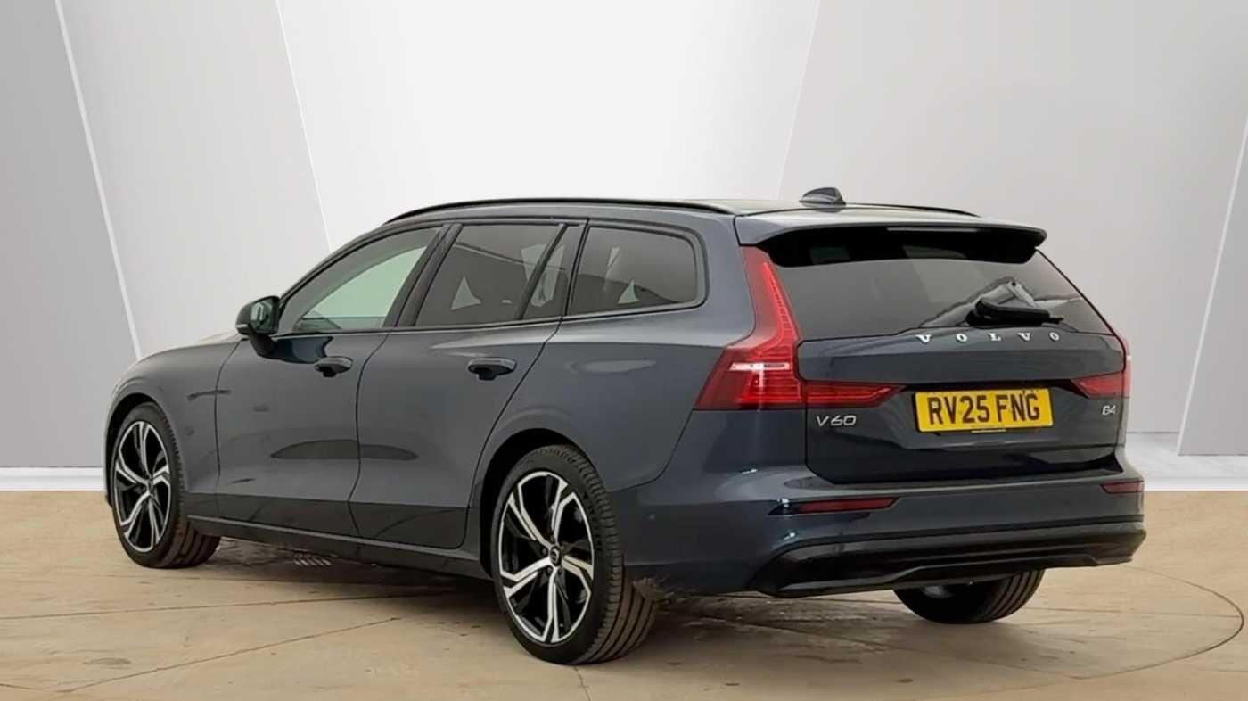 Used Volvo V60 2025 for sale - 77982349: Photo 3