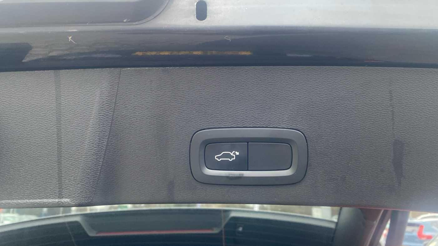 Used Volvo XC40 2022 for sale - 77351525: Photo 35