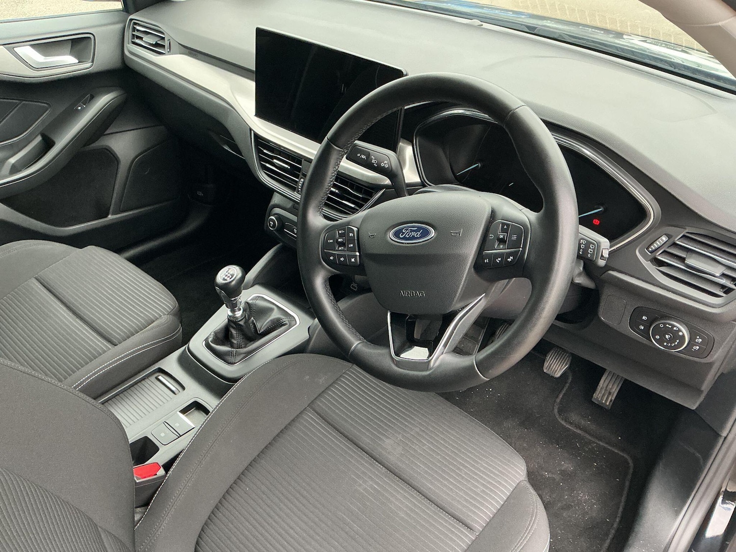 Used Ford Focus 2023 for sale - 77021221: Photo 16