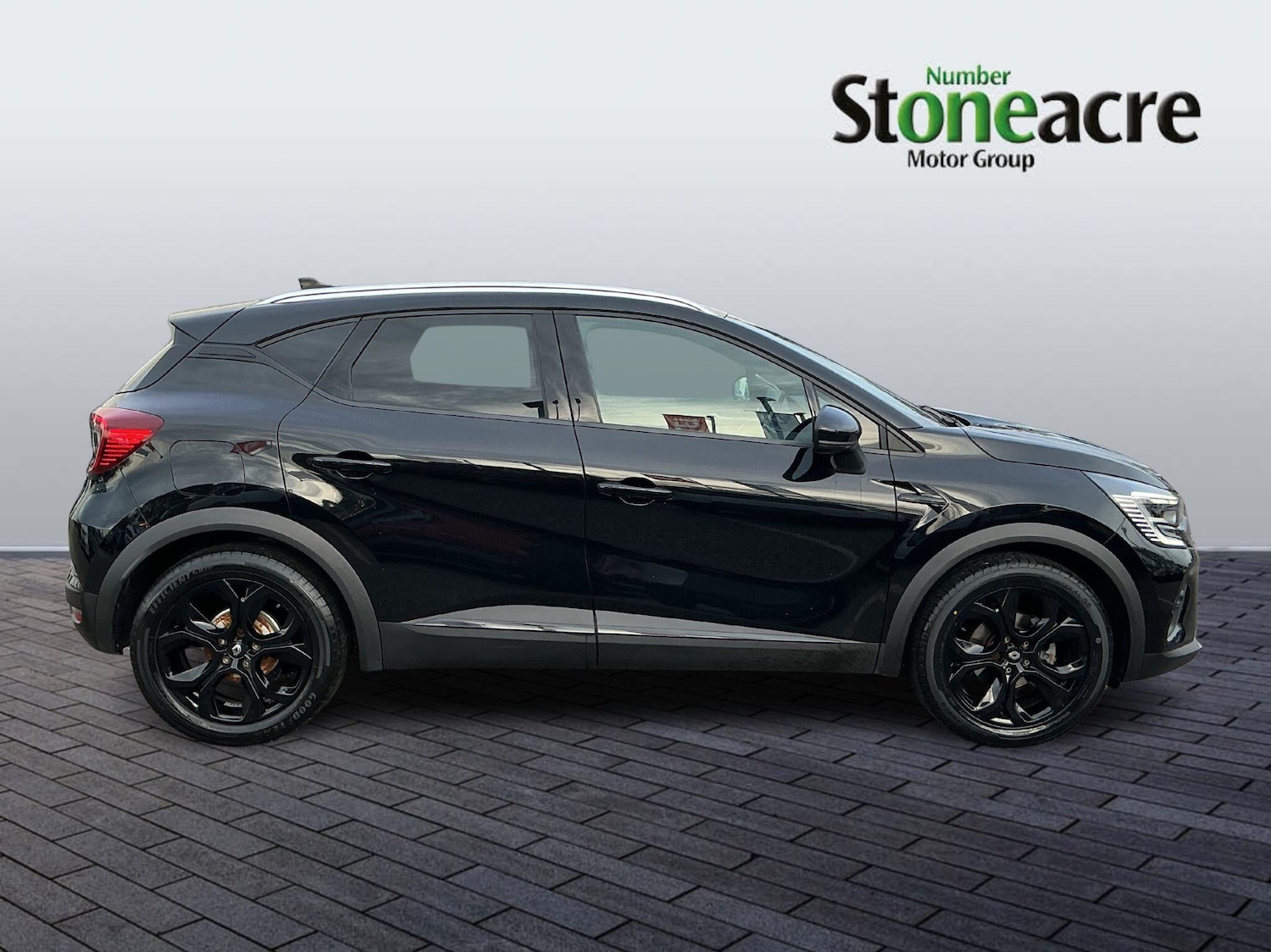 Used Renault Captur for sale - 77238280: Photo 2