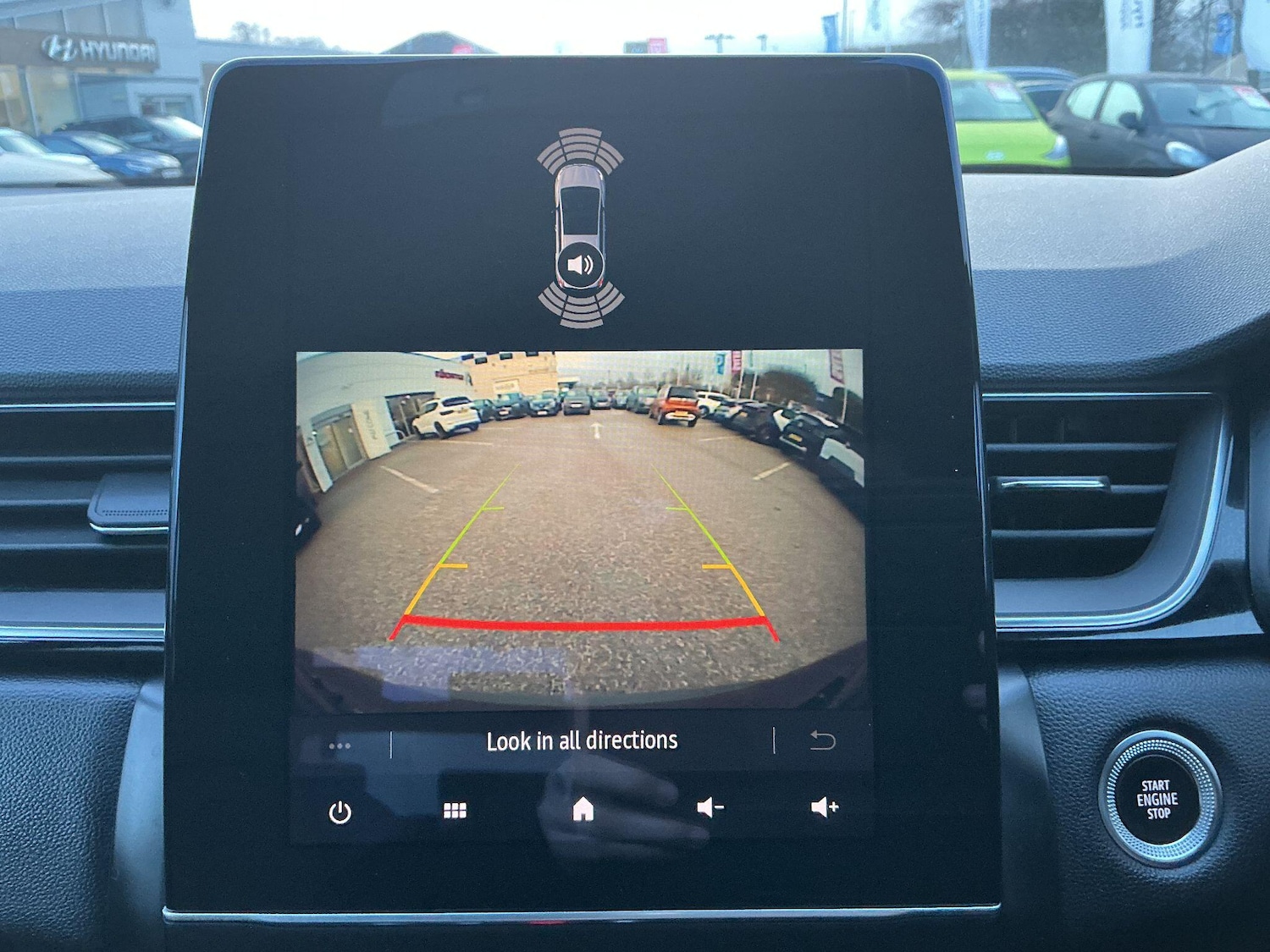 Used Renault Captur for sale - 77238280: Photo 23