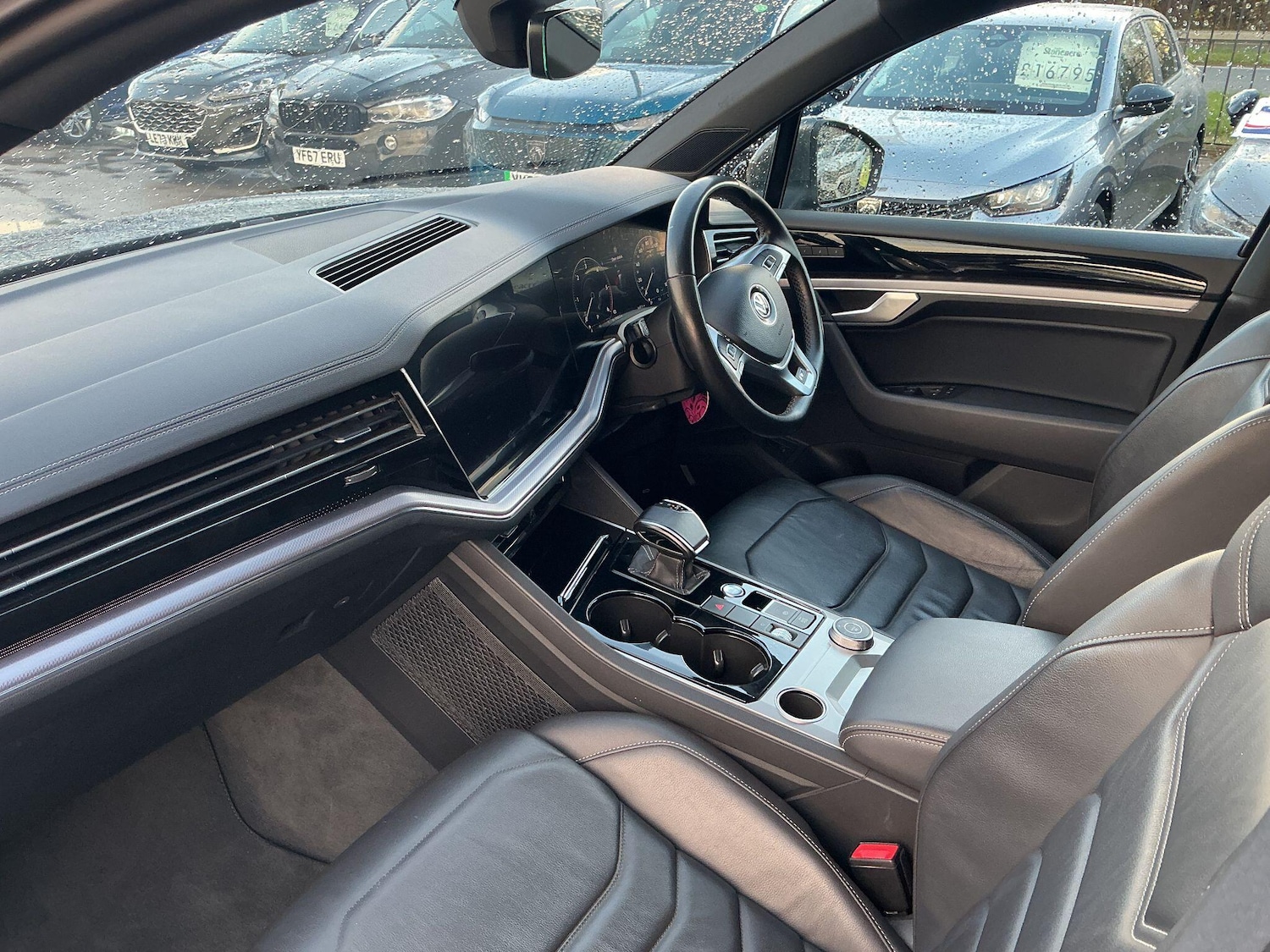 Used Volkswagen Touareg 2019 for sale - 77278686: Photo 31