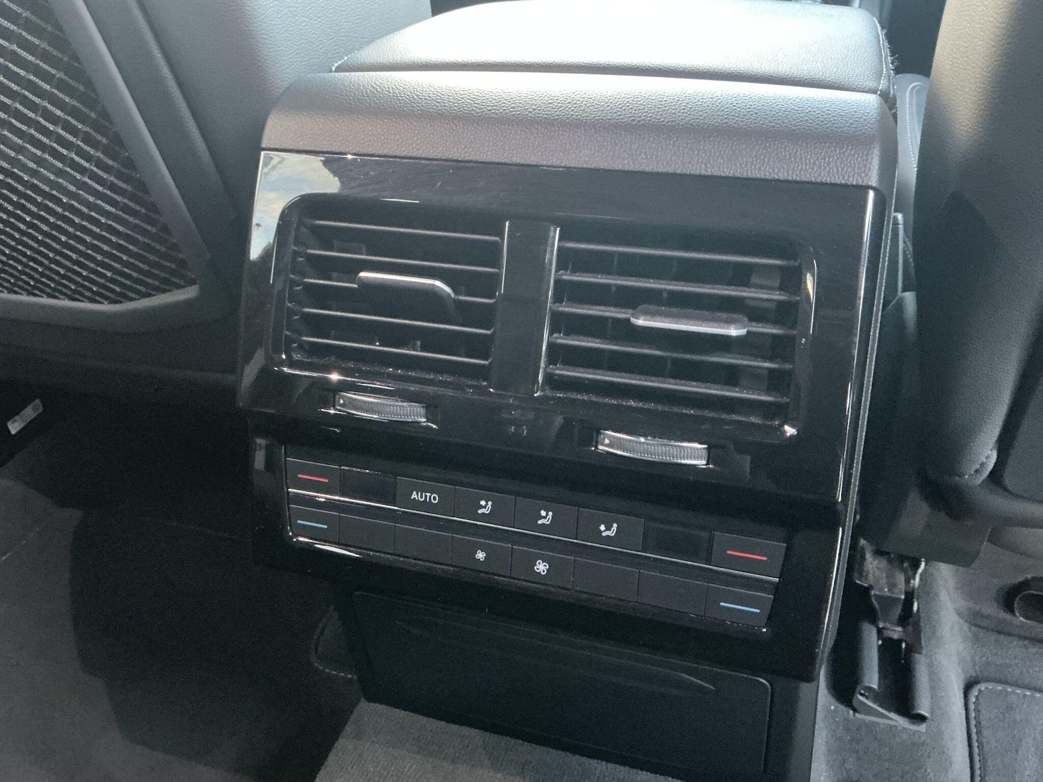 Used Volkswagen Touareg 2019 for sale - 77278686: Photo 50