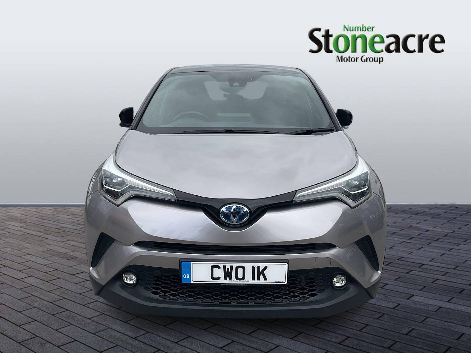 Used Toyota C-HR 2017 for sale - 78034060: Photo 2