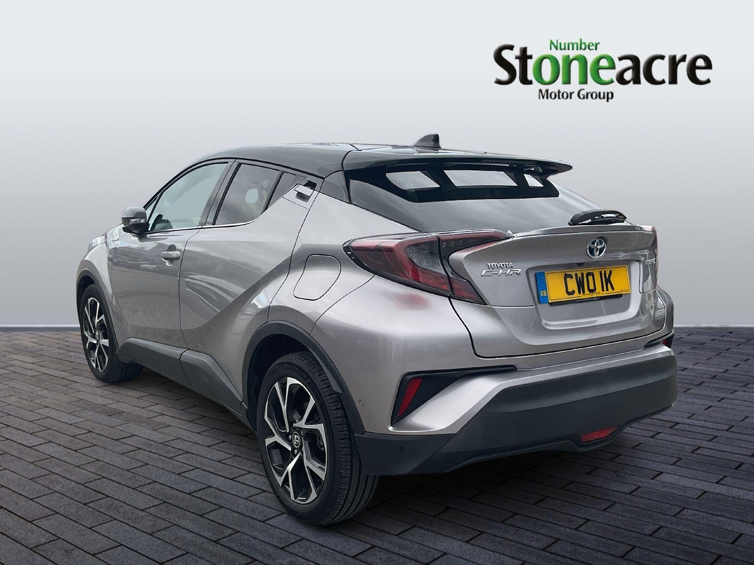 Used Toyota C-HR 2017 for sale - 78034060: Photo 4