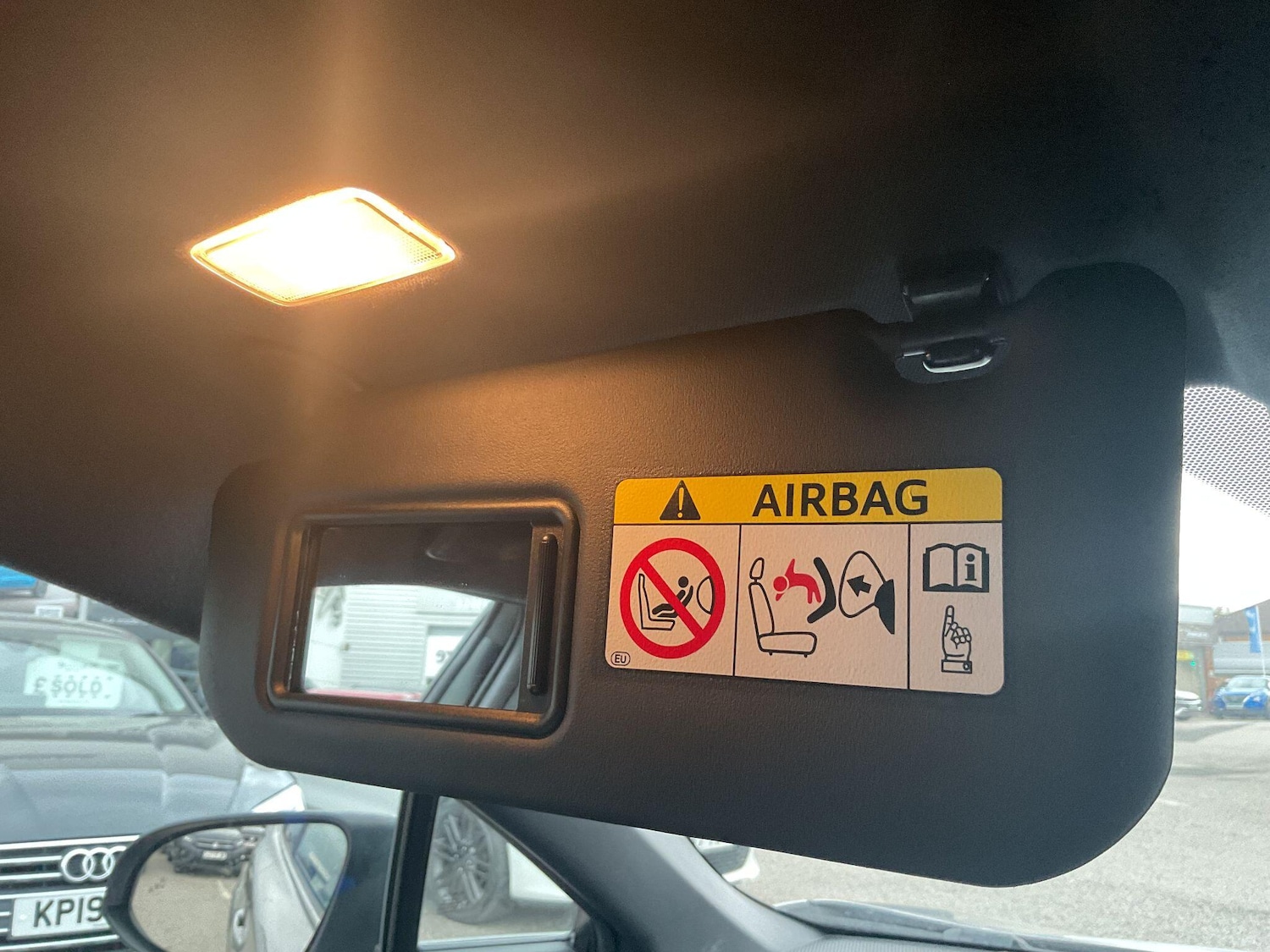 Used Toyota C-HR 2017 for sale - 78034060: Photo 43