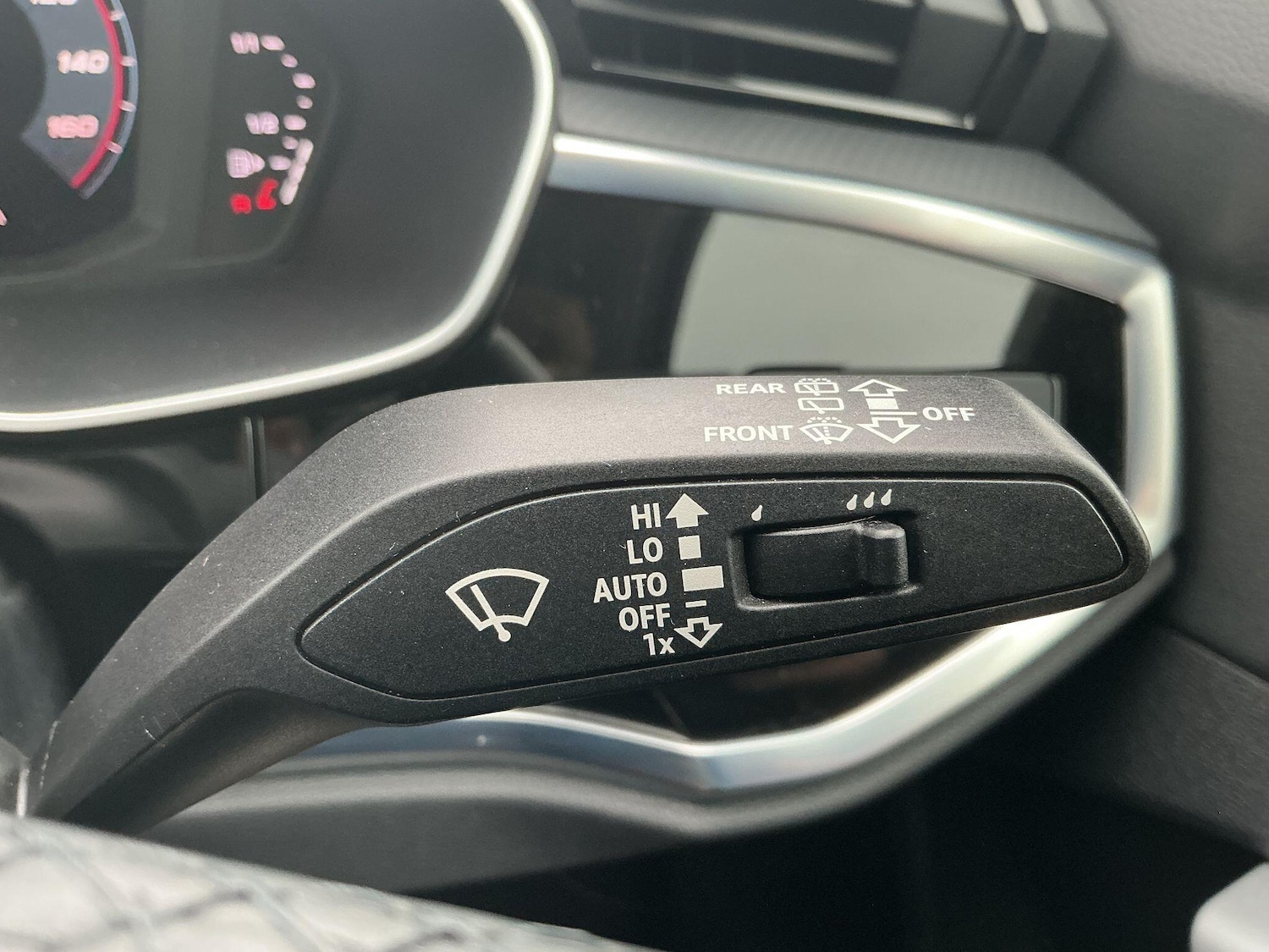 Used Audi Q3 for sale - 76995681: Photo 28