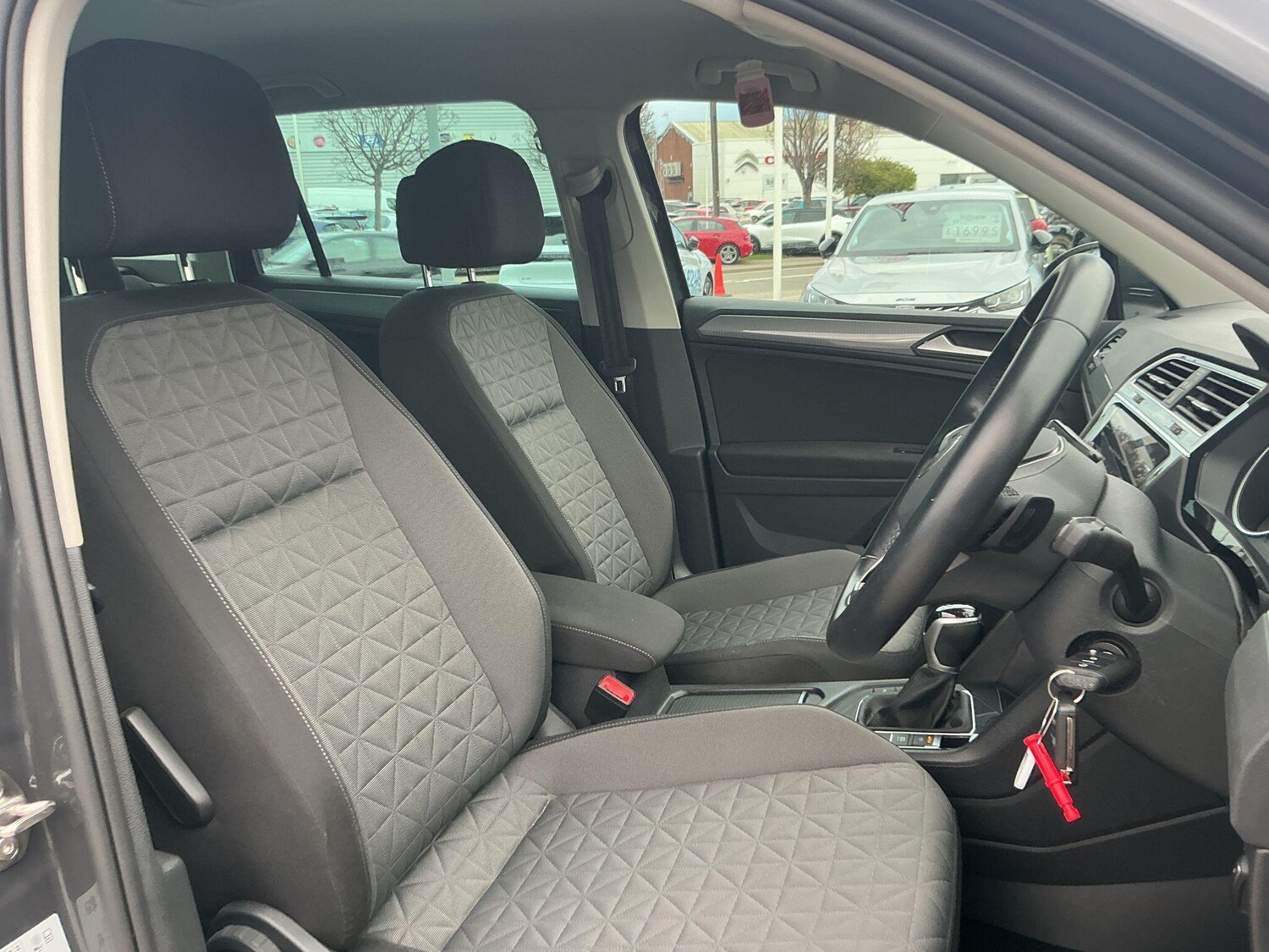 Used Volkswagen Tiguan for sale - 78214482: Photo 12