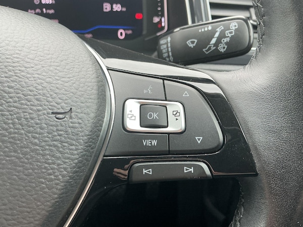 Used Volkswagen T-Roc 2019 for sale - 76059280: Photo 25