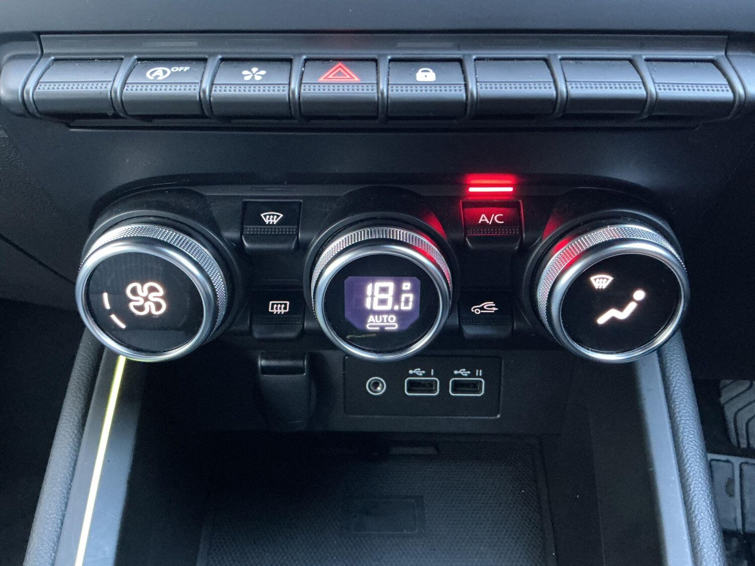 Used Renault Clio 2024 for sale - 77509674: Photo 30