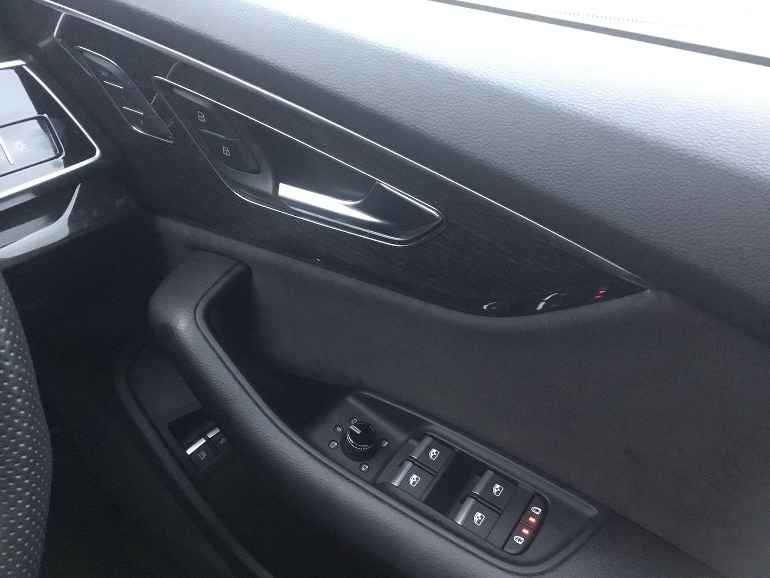 Used Audi Q8 for sale - 77659037: Photo 35