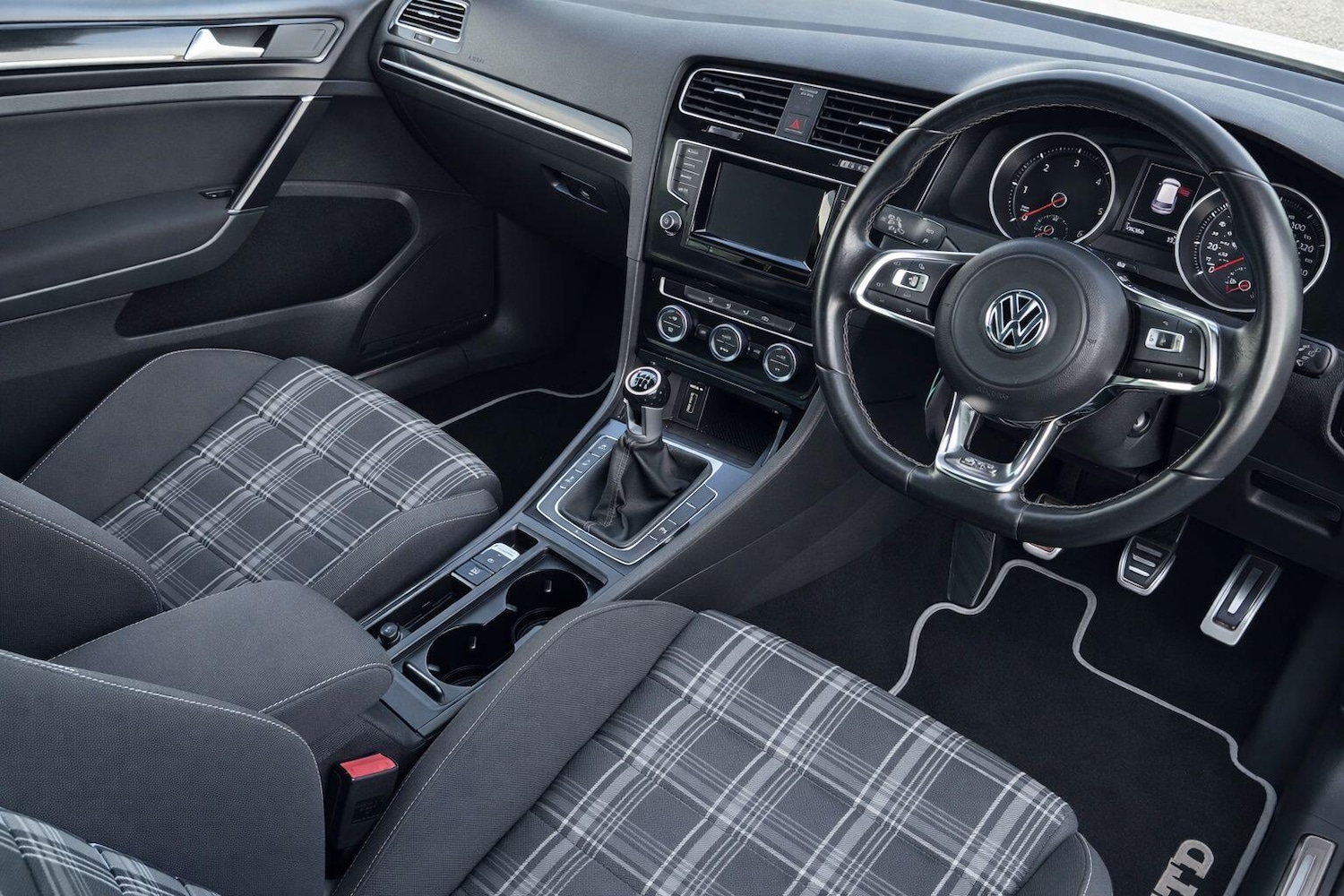 Used Volkswagen Golf 2014 for sale - 77738473: Photo 4