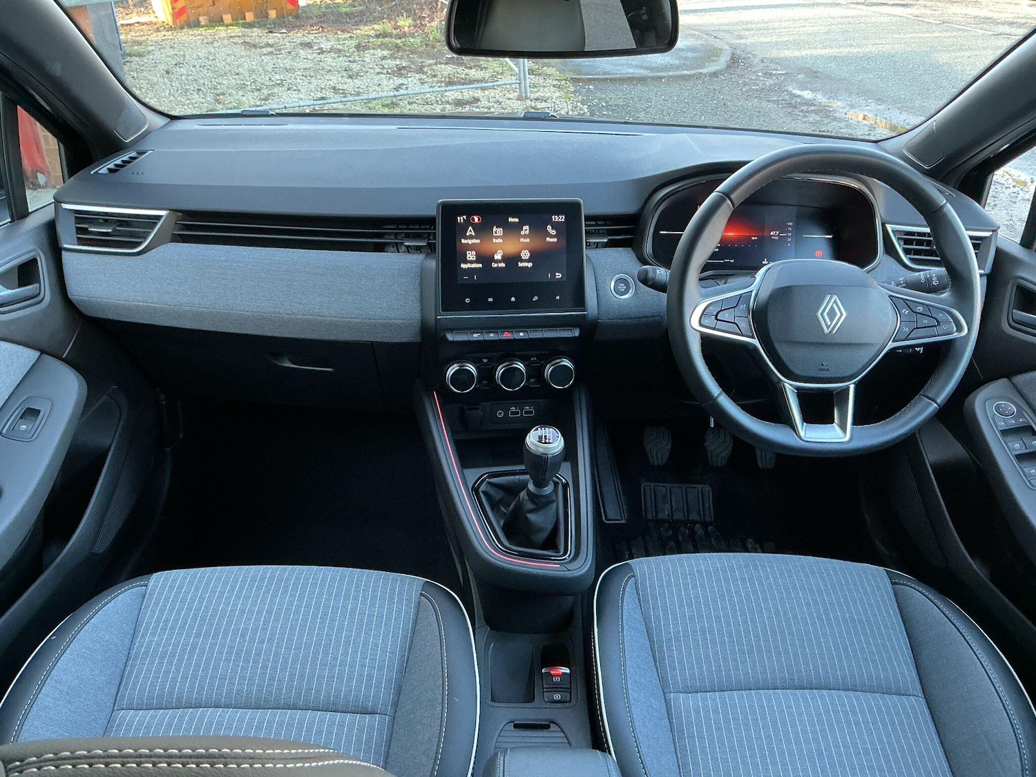 Used Renault Clio 2024 for sale - 77454947: Photo 16