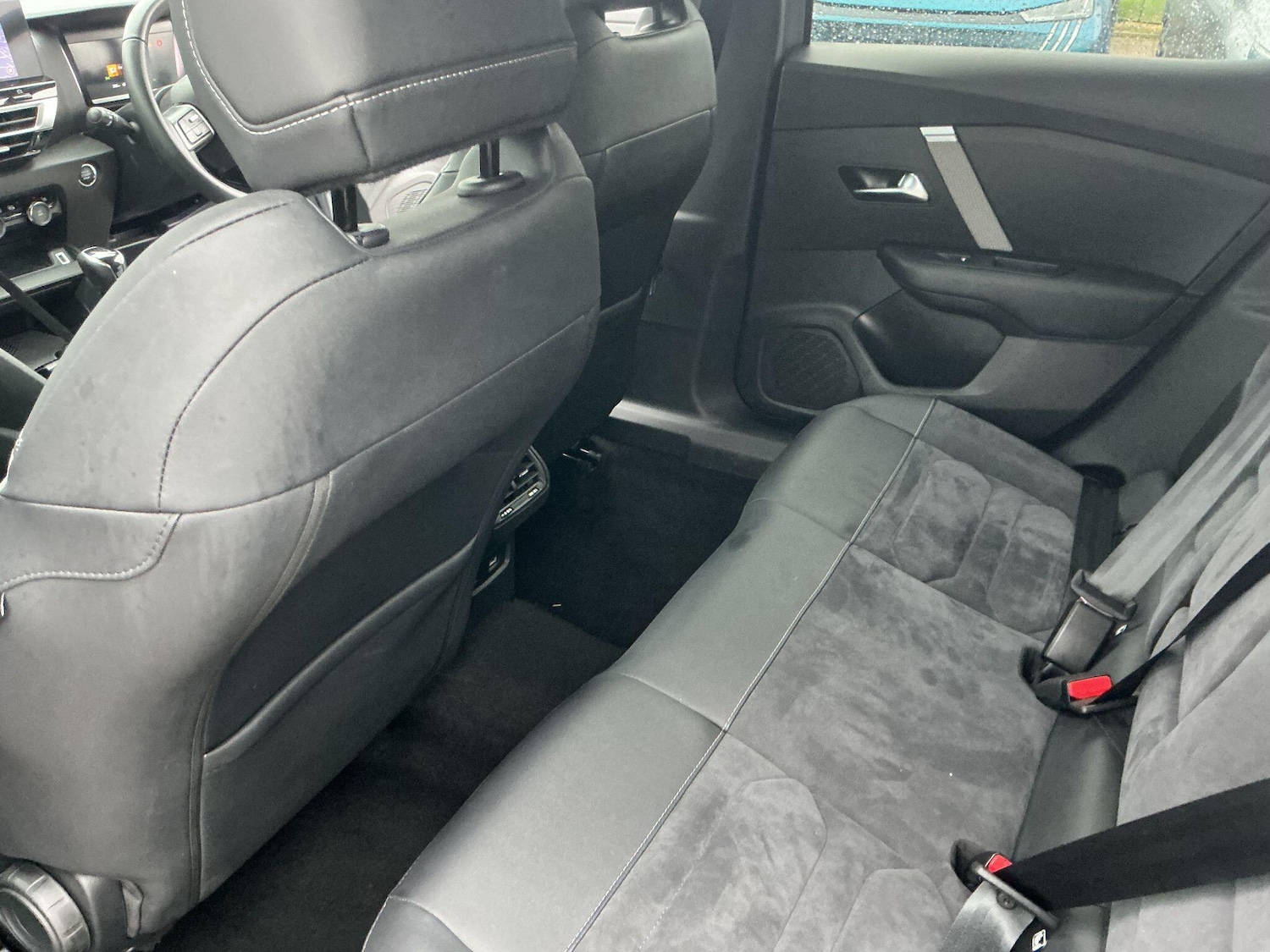 Used Citroen C4 2023 for sale - 77242429: Photo 12