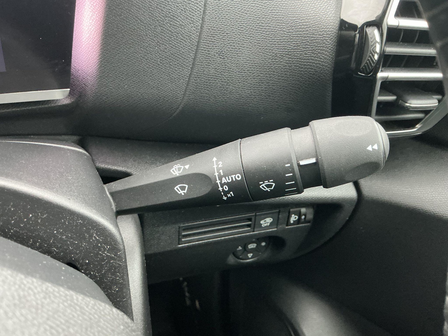 Used Citroen C4 2023 for sale - 77242429: Photo 17