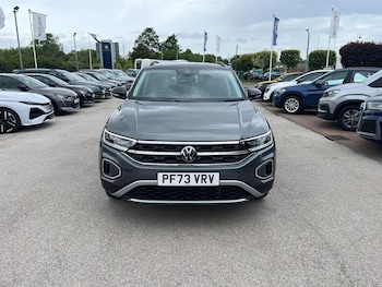 Used Volkswagen T-Roc 2023 for sale - 79316756: Photo