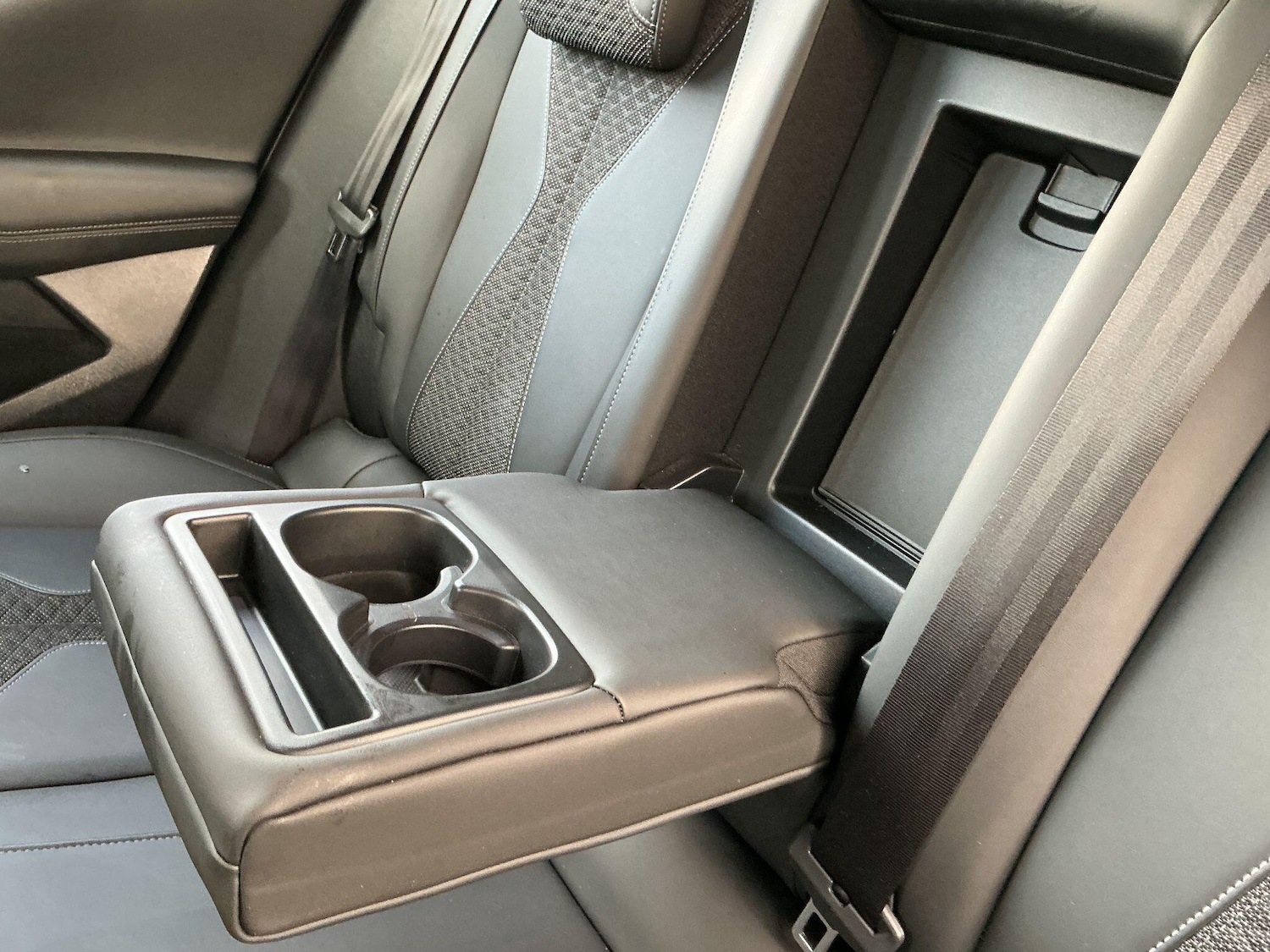 Used DS Automobiles DS 4 2022 for sale - 76850540: Photo 26