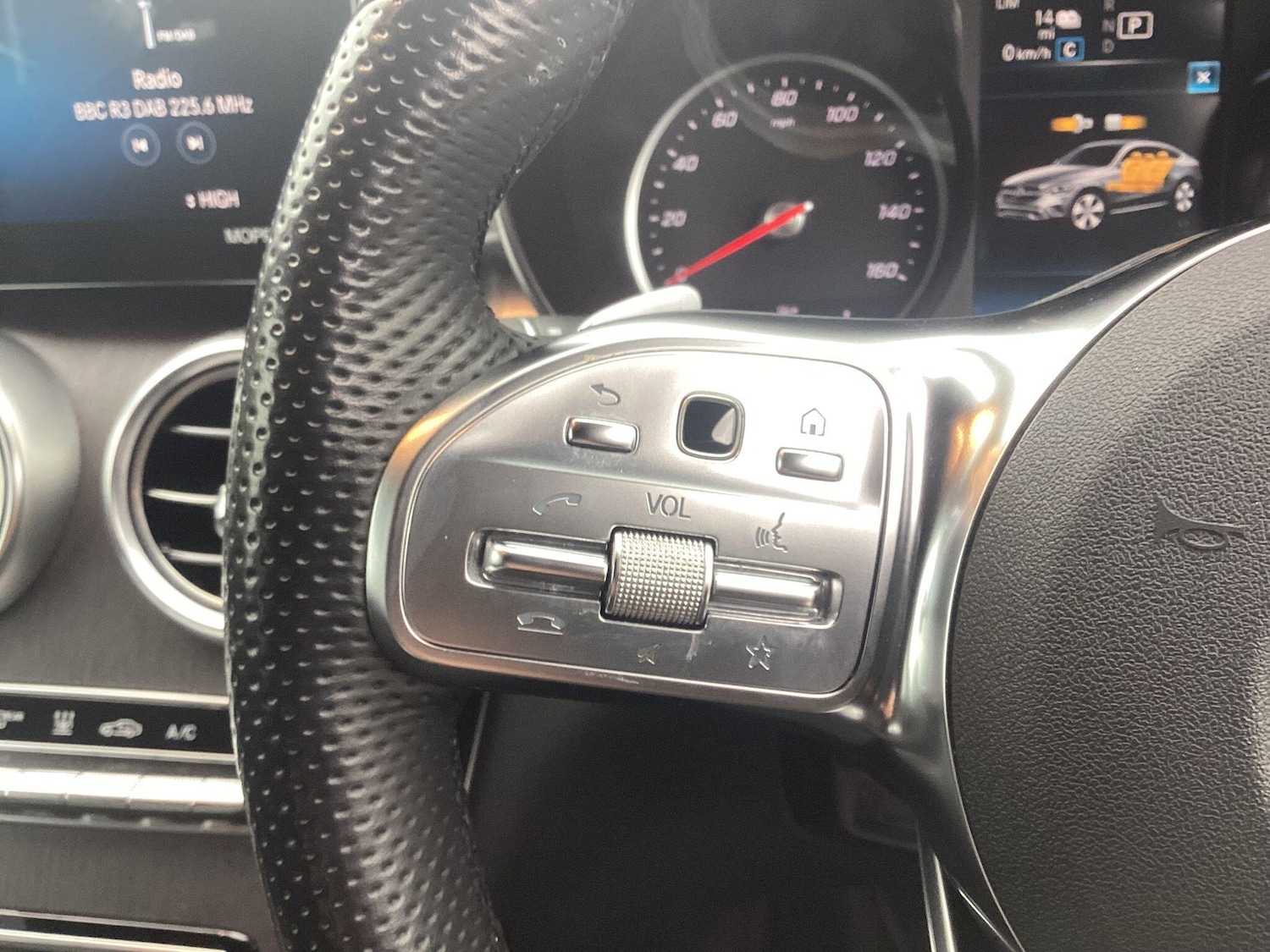 Used Mercedes-Benz GLC 2021 for sale - 75728810: Photo 15