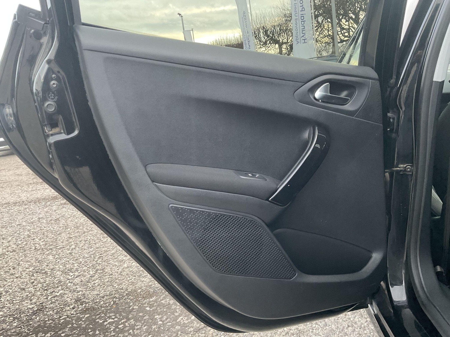 Used Peugeot 208 2019 for sale - 77021262: Photo 21