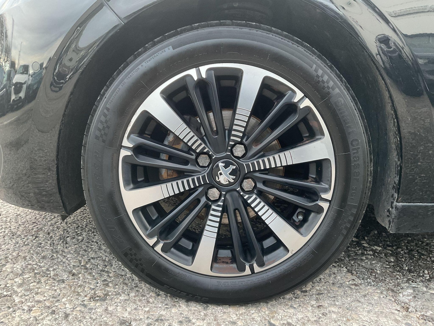 Used Peugeot 208 2019 for sale - 77021262: Photo 24