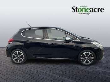 Used Peugeot 208 2019 for sale - 77021262: Photo