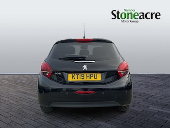 Used Peugeot 208 2019 for sale - 77021262: Photo