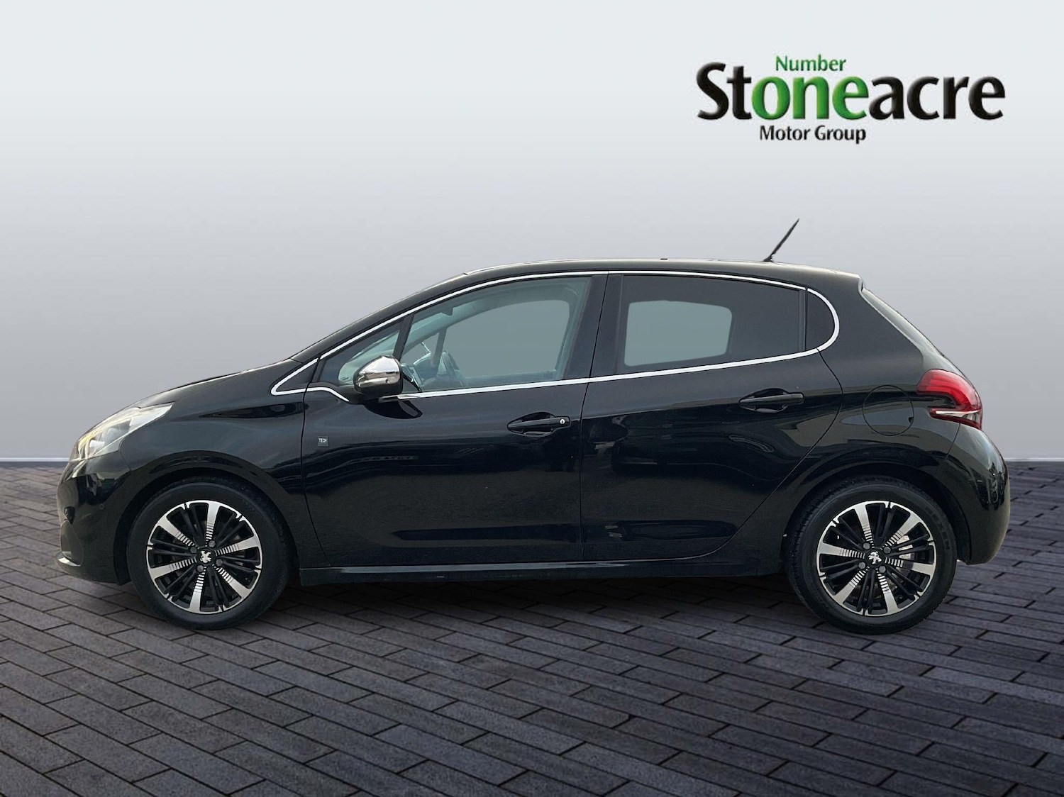 Used Peugeot 208 2019 for sale - 77021262: Photo 6