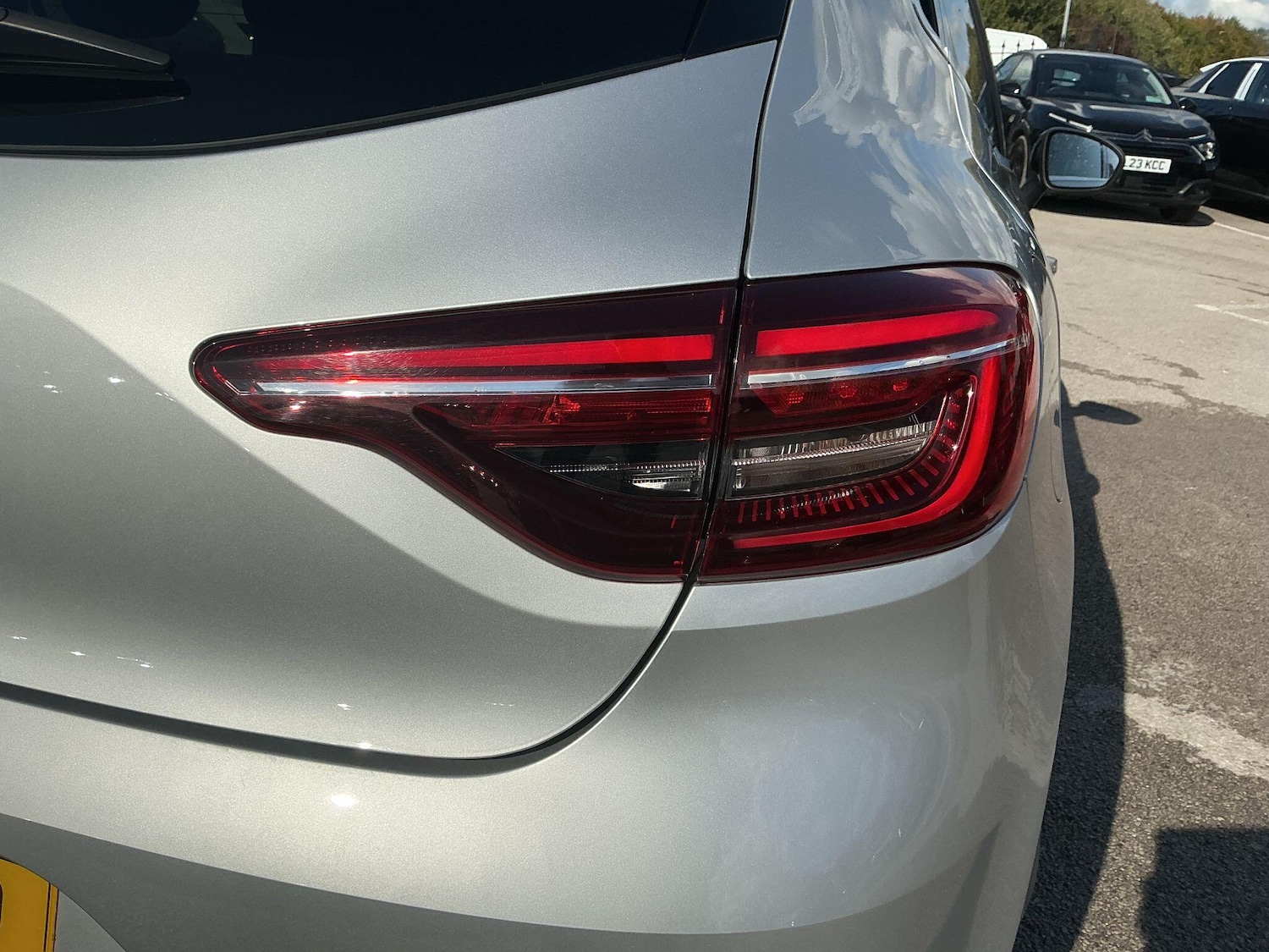 Used Renault Clio 2023 for sale - 76666787: Photo 11