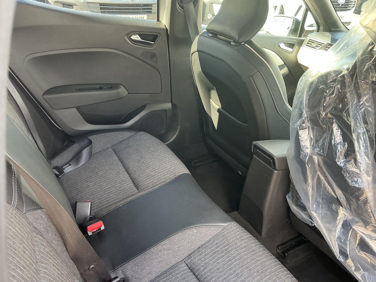 Used Renault Clio 2023 for sale - 76666787: Photo 17