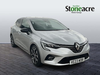 Used Renault Clio 2023 for sale - 76666787: Photo