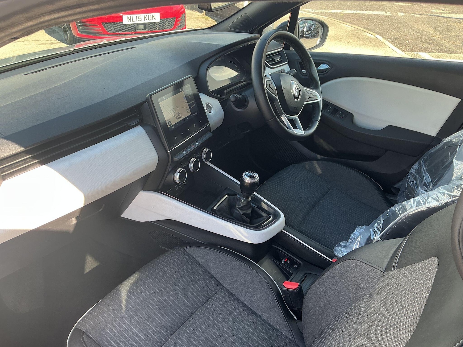 Used Renault Clio 2023 for sale - 76666787: Photo 21