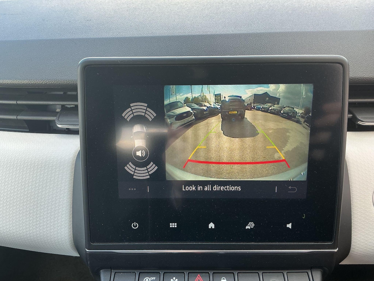 Used Renault Clio 2023 for sale - 76666787: Photo 27