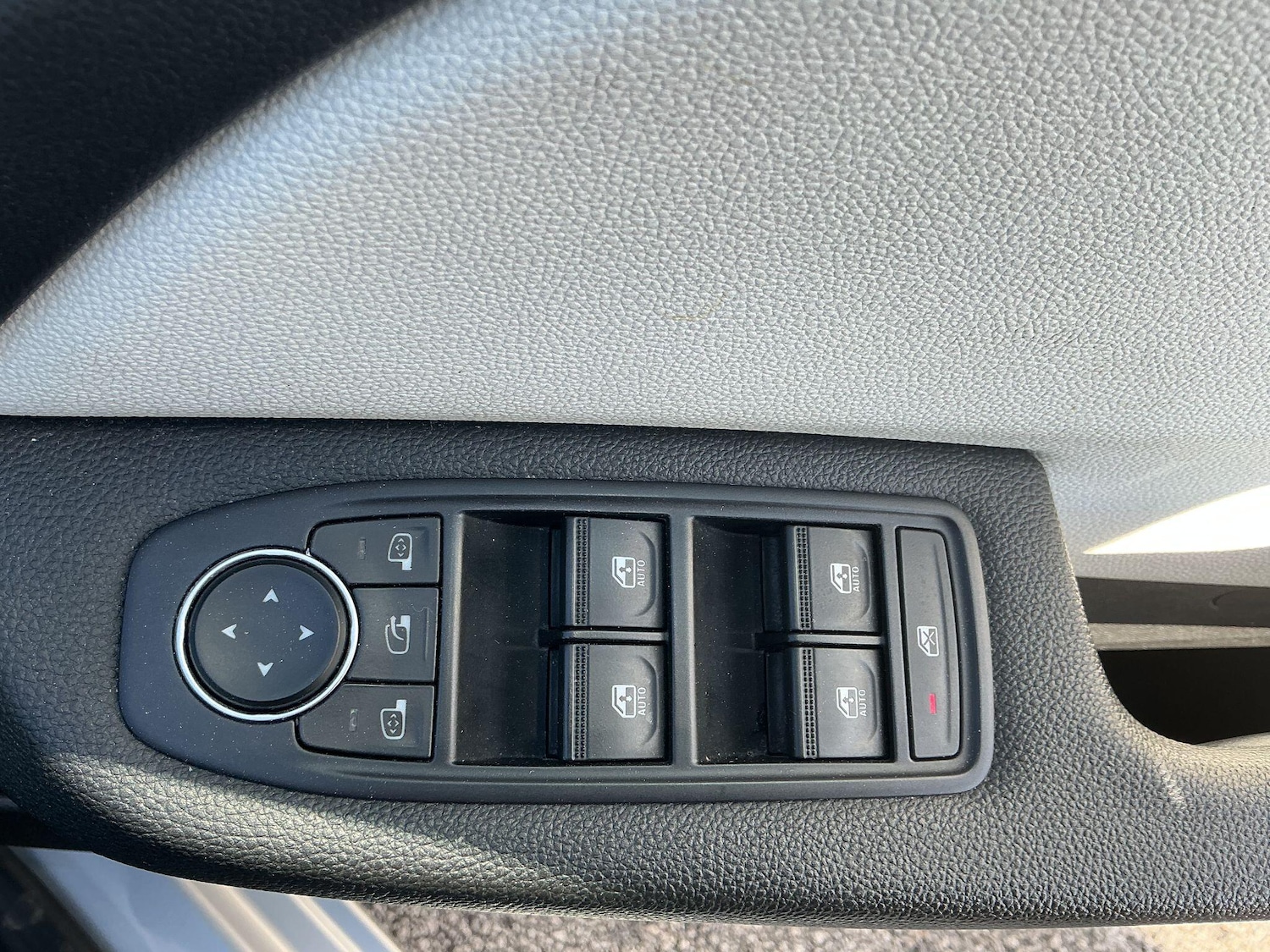 Used Renault Clio 2023 for sale - 76666787: Photo 31