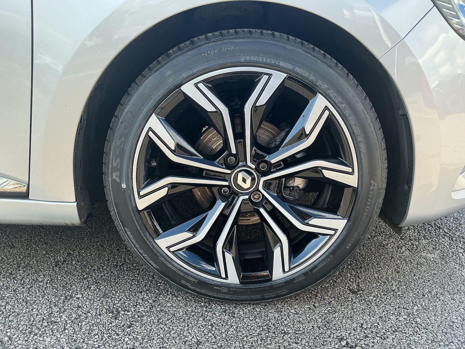 Used Renault Clio 2023 for sale - 76666787: Photo 7