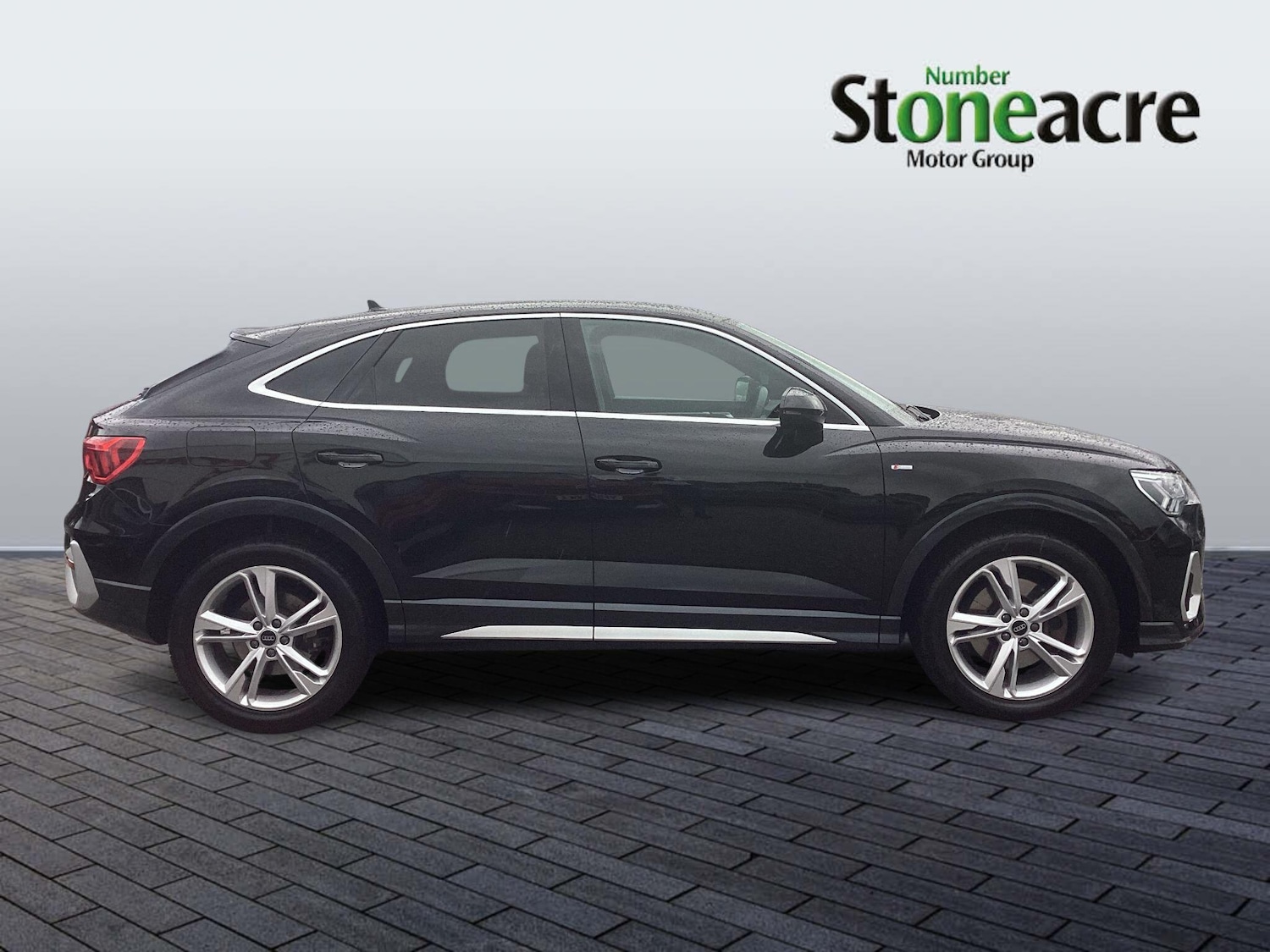 Used Audi Q3 2022 for sale - 76337046: Photo 2