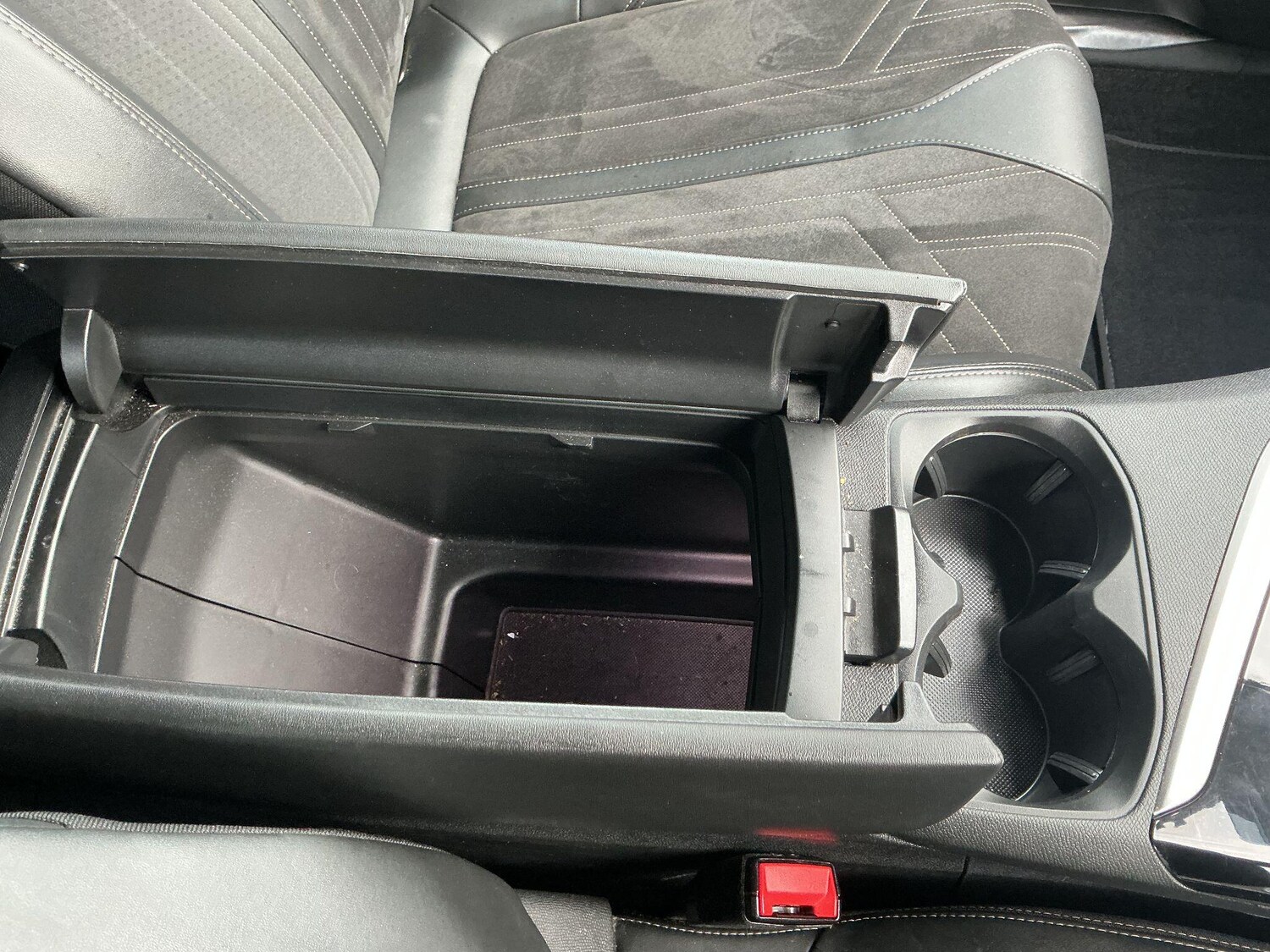 Used Peugeot 3008 2021 for sale - 76850402: Photo 31