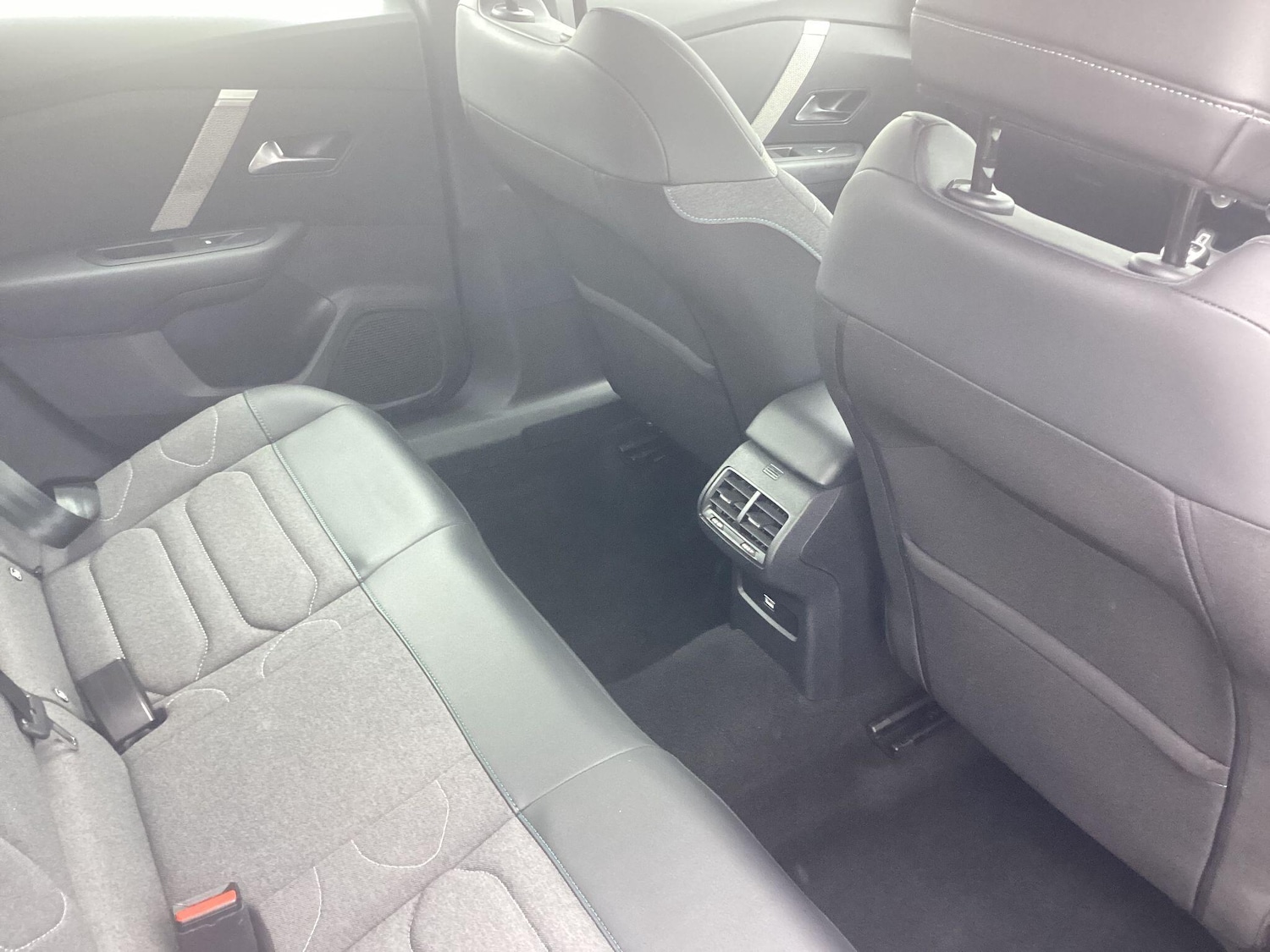 Used Citroen C4 2023 for sale - 76440992: Photo 27