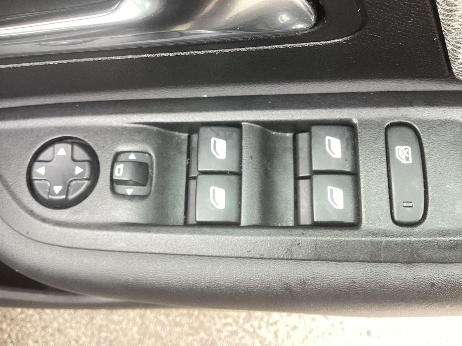 Used Citroen C4 2023 for sale - 76440992: Photo 40